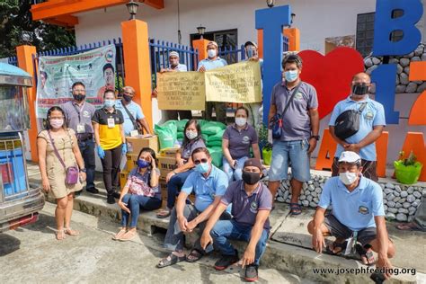 Communities bring comfort to one another: Fire relief at Brgy..